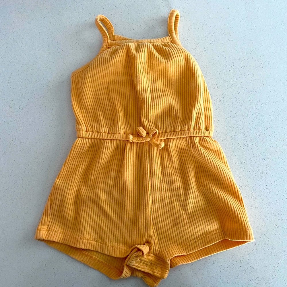 5/$20 Old Navy Romper (3-6 months)